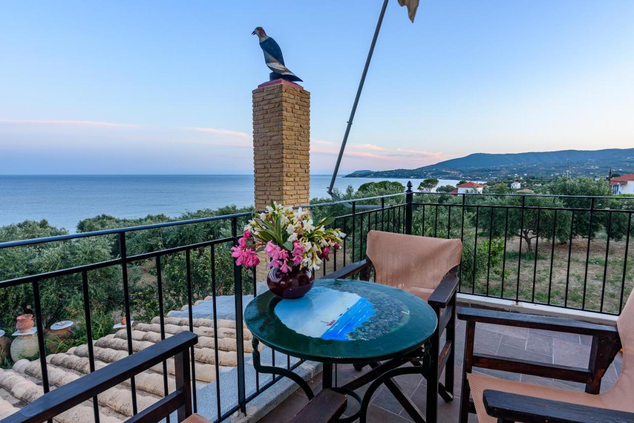 Eros Pittoresque Retreats - Perfect Location, Panoramic Seaview Koróni Екстериор снимка