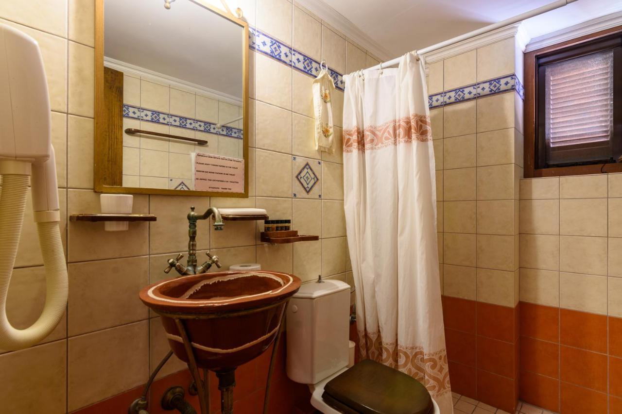 Eros Pittoresque Retreats - Perfect Location, Panoramic Seaview Koróni Екстериор снимка
