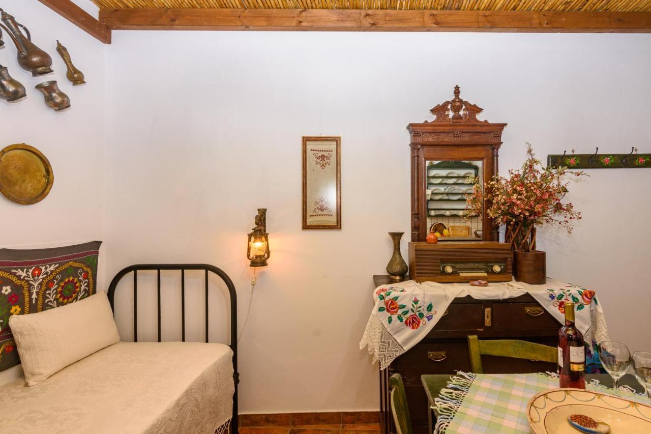 Eros Pittoresque Retreats - Perfect Location, Panoramic Seaview Koróni Екстериор снимка