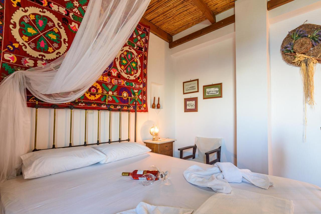 Eros Pittoresque Retreats - Perfect Location, Panoramic Seaview Koróni Екстериор снимка