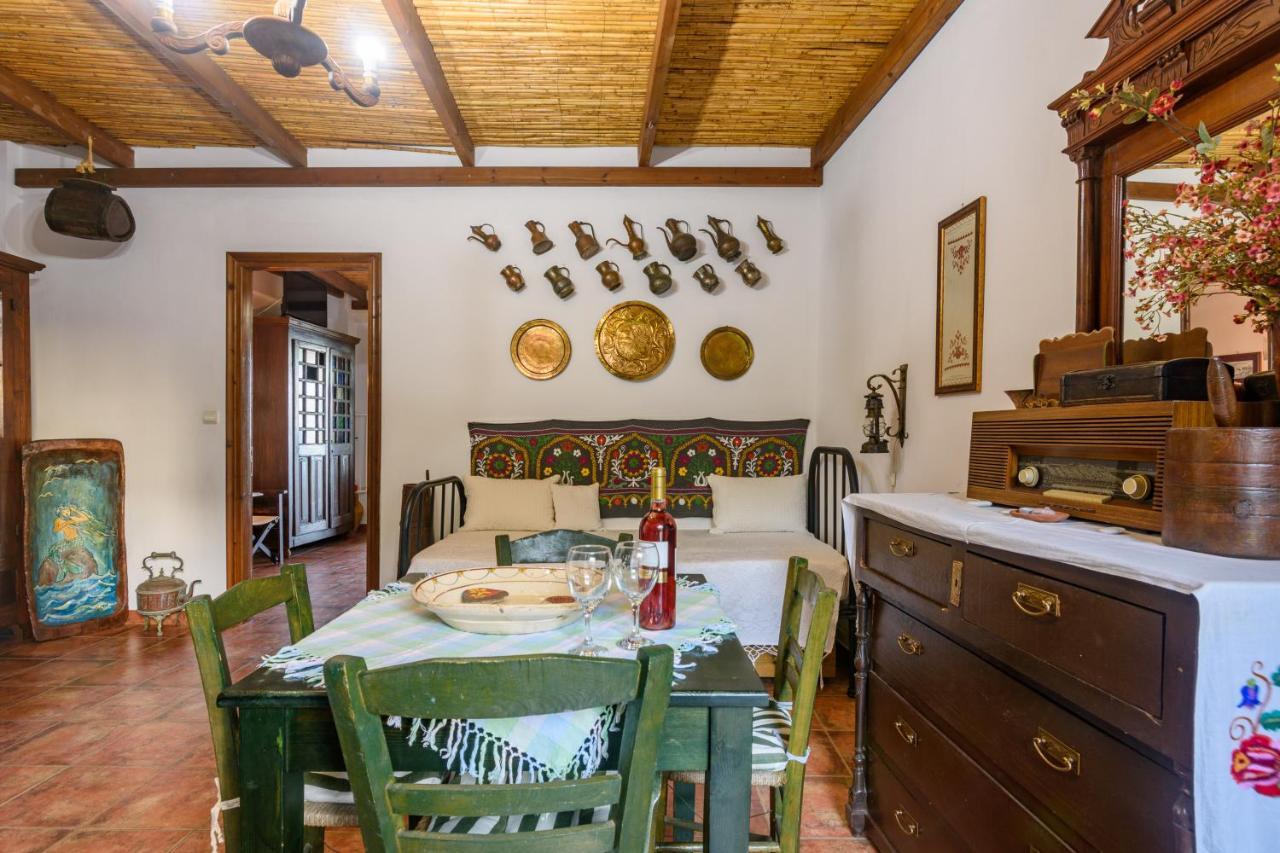 Eros Pittoresque Retreats - Perfect Location, Panoramic Seaview Koróni Екстериор снимка